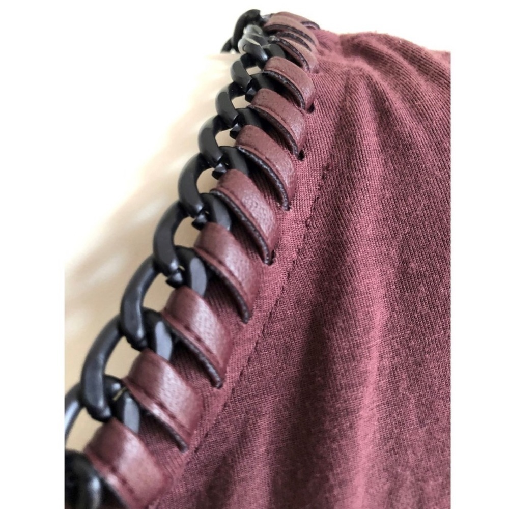 BAILEY44 medium burgundy chain top - Picture 3 of 9